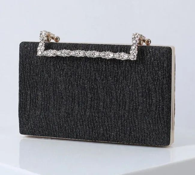 Pleated Diamond Oxford Cloth Evening Clutch detail 4