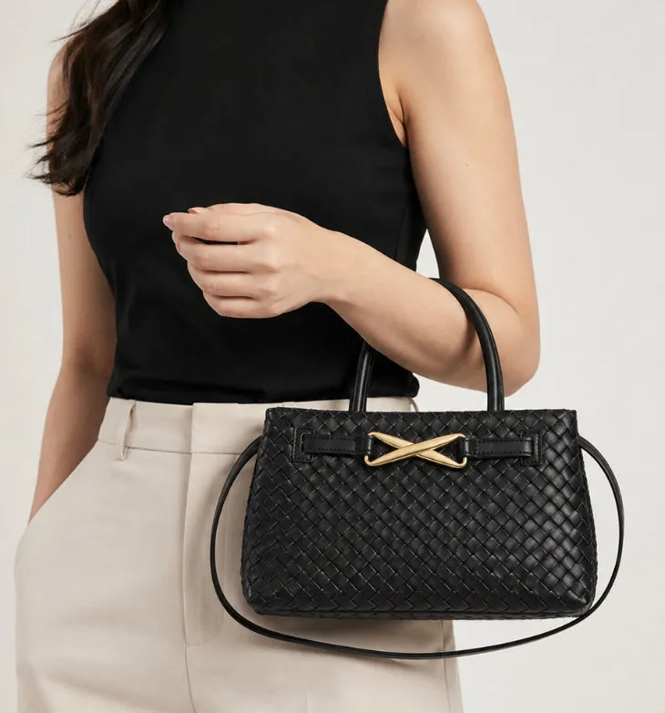 Brielle Woven Handbag detail 12