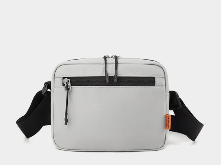 Minimal Everyday Men’s Crossbody Bag detail 1