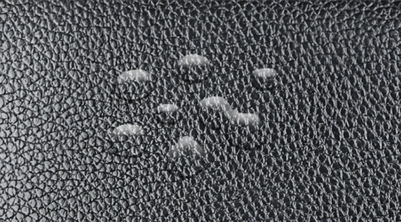 Soft Curve Textured Men's Crossbody saddle Bag detail 12