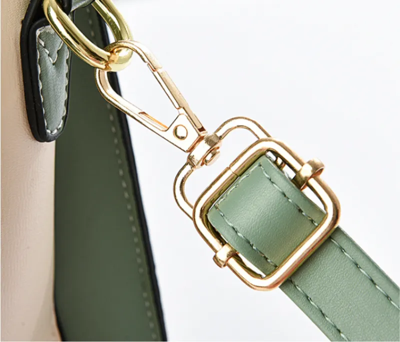 Azure Bloom Shoulder Bag detail 7