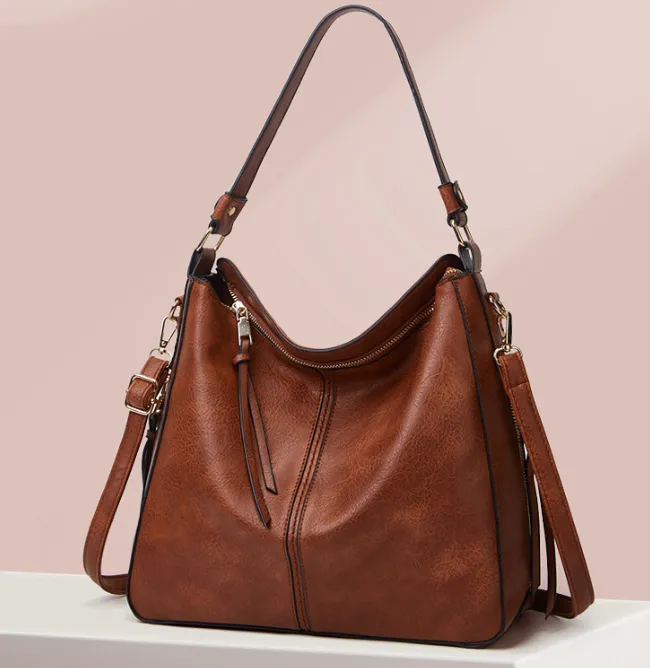 European Retro Shoulder Crossbody Tote Bag detail 5