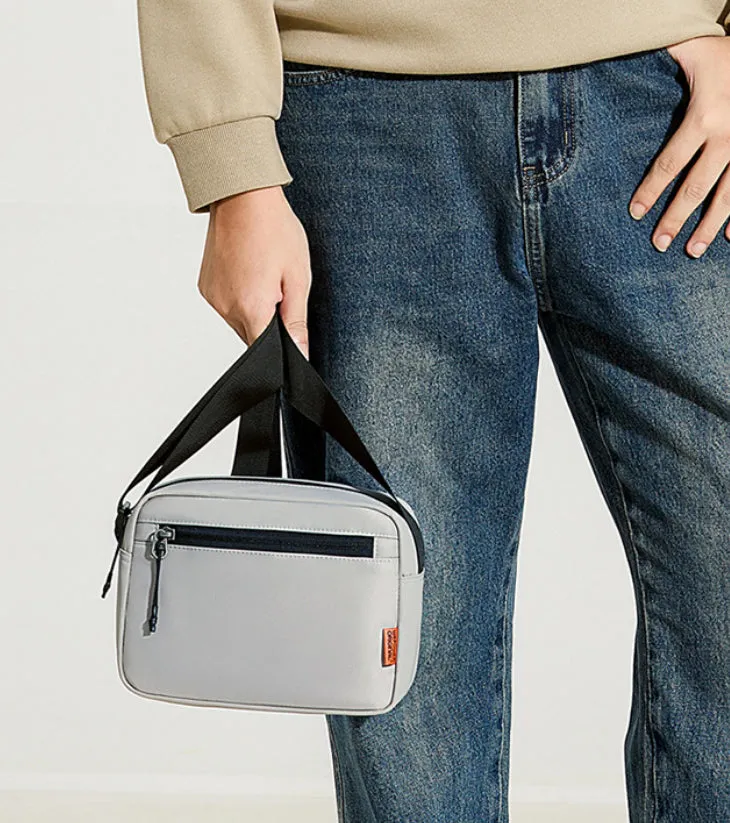Minimal Everyday Men’s Crossbody Bag detail 15