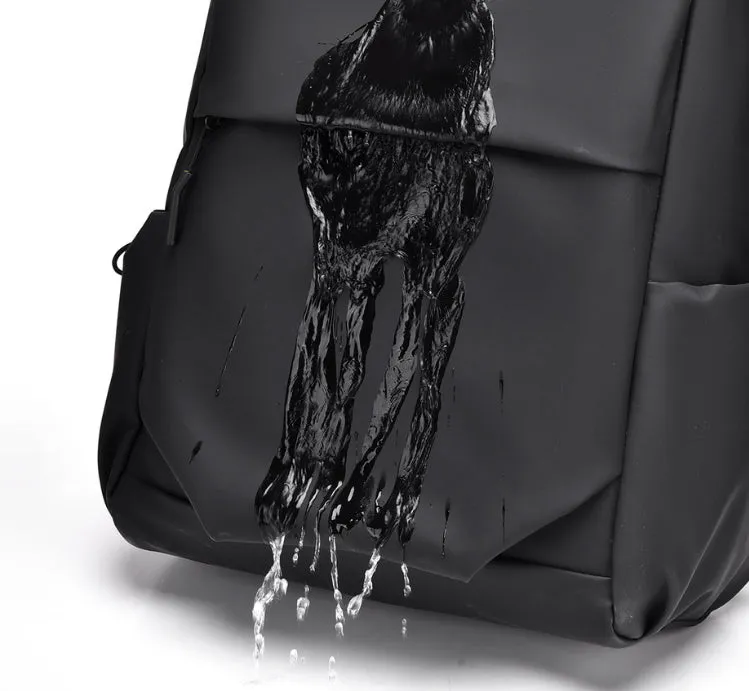 Fashion Large Capacity Polyester Business Travel Backpack detail 13