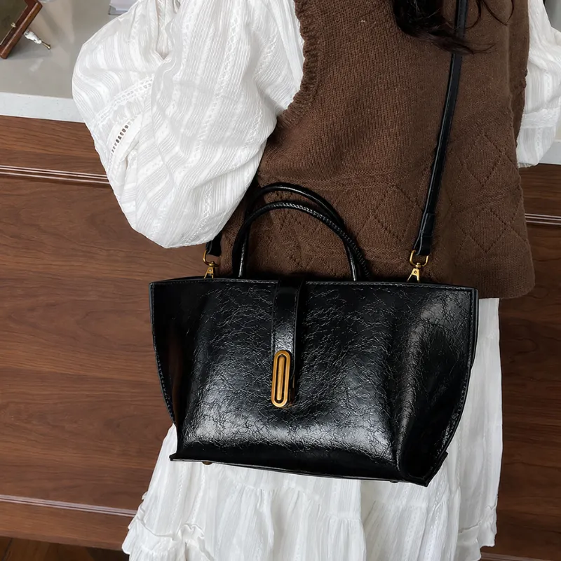 Liora Luxe Handbag image 5