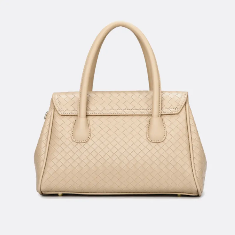 Timeless Weave Elegance Handbag image 4