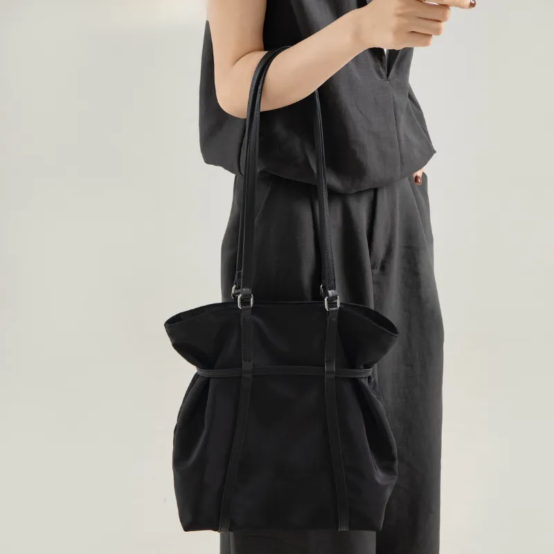 Eclipse Minimal Bucket Bag image 5