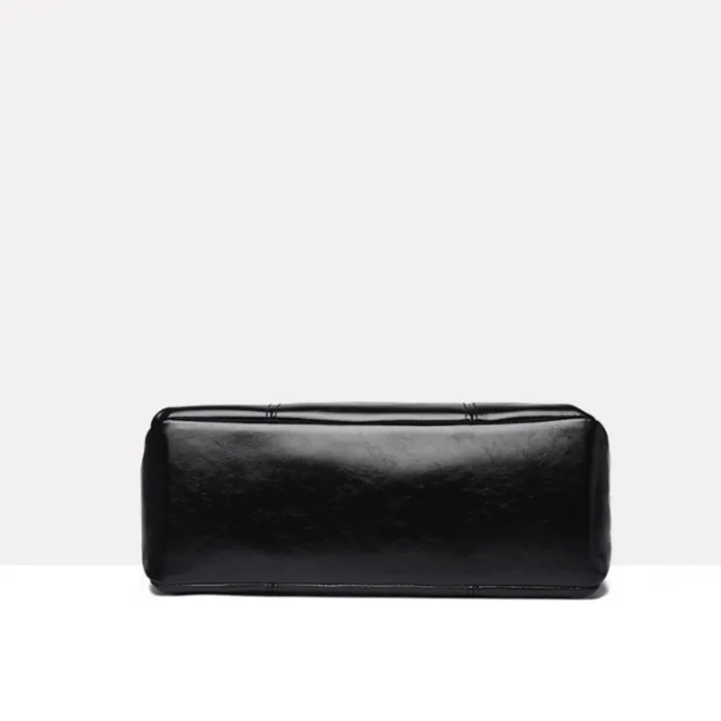 Black Gloss Bowling Shoulder Bag image 4