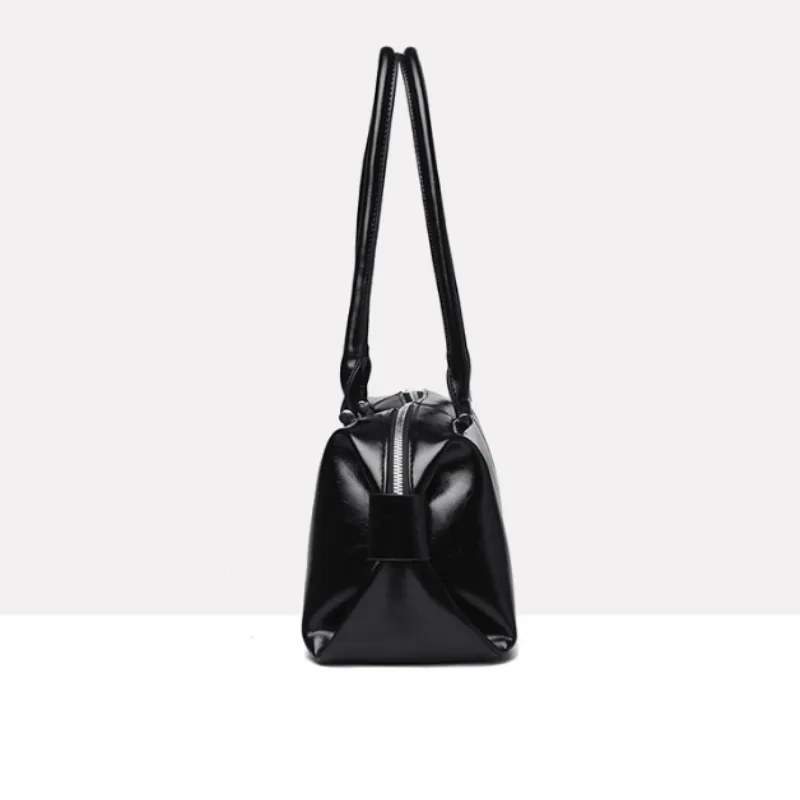 Black Gloss Bowling Shoulder Bag image 3