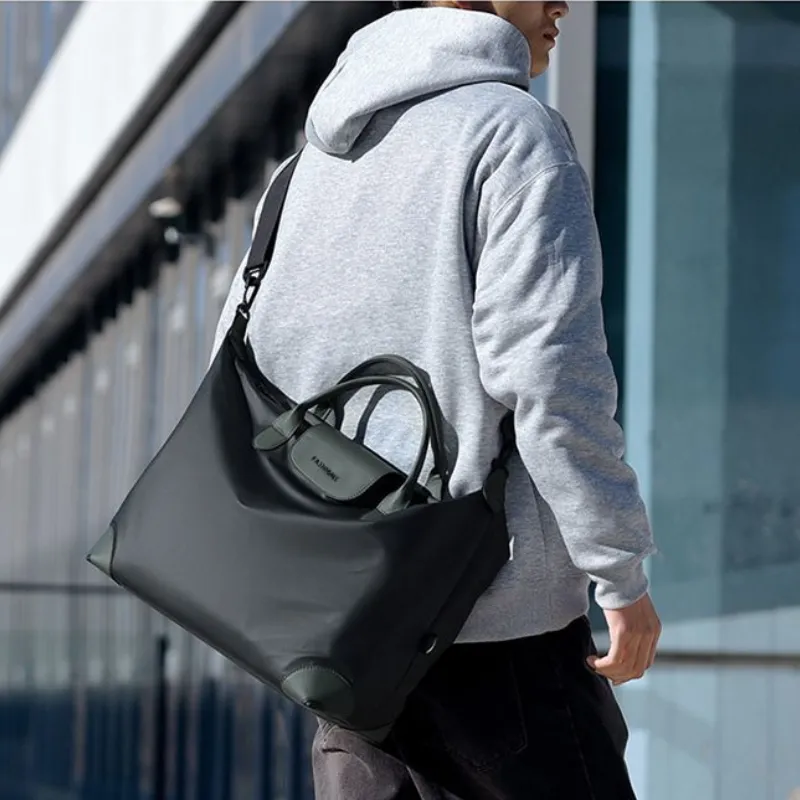 Essential Weekend Holdall Duffel Bag image 5