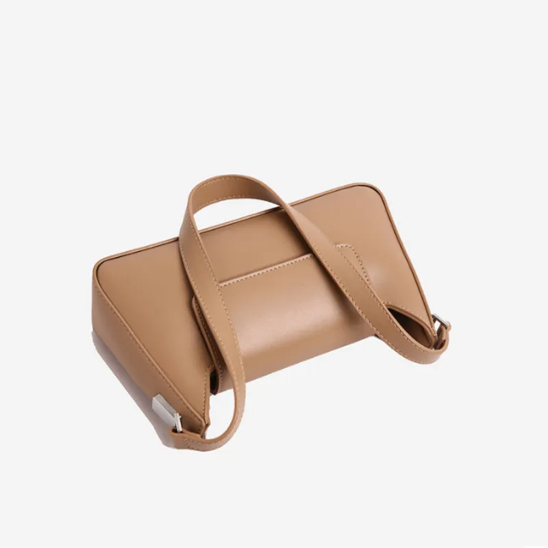 Minimal Luxe Flap Shoulder Bag image 4