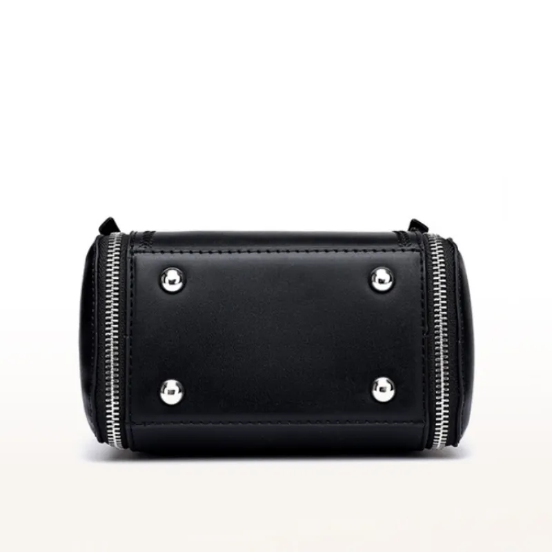 Urban Edge Bucket Bag image 4