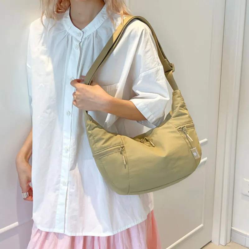 Croissant Style Lightweight Shoulder Bag image 5