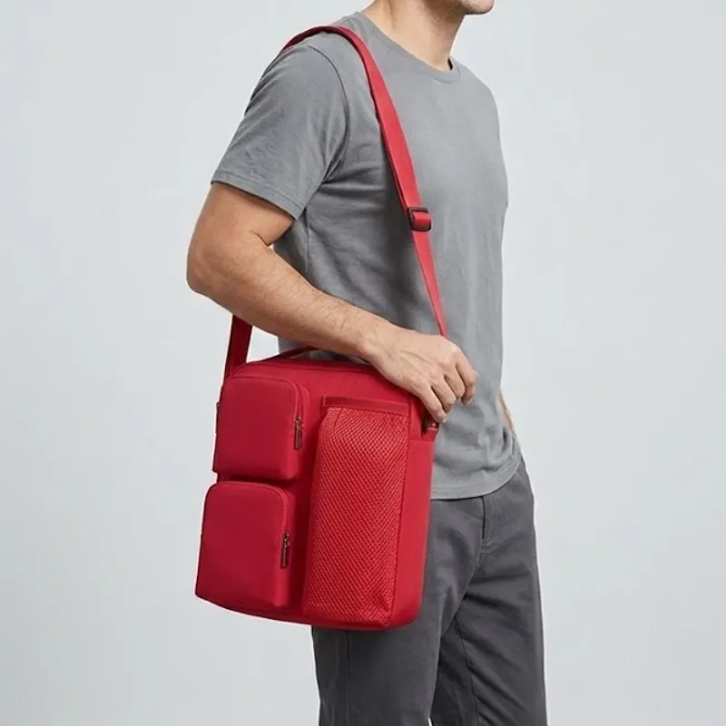 Men's Dynamic 3-Compartment Cargo Crossbody Bag image 4